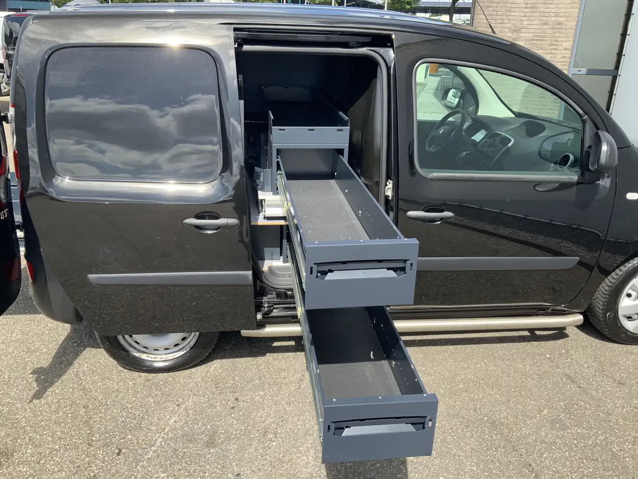 Renault Kangoo 1.5 dCi 90 Energy Comfort Plus .Sortimo Kasten Com - Malá dodávka, Komunální/ Speciální technika: obrázek 5 Renault Kangoo 1.5 dCi 90 Energy Comfort Plus .Sortimo Kasten Com - Malá dodávka, Komunální/ Speciální technika: obrázek 5