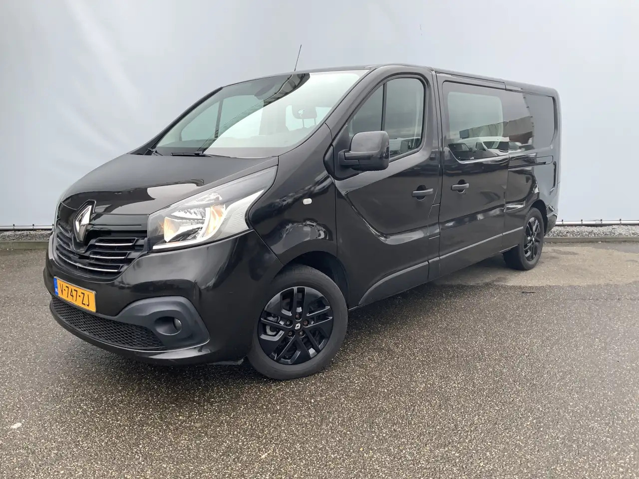 Renault Trafic 1.6 dCi T29 L2H1 Dub Cab 5 Zits Airco Cruise Navi - Dodávka s dvojitou kabinou: obrázek 1 Renault Trafic 1.6 dCi T29 L2H1 Dub Cab 5 Zits Airco Cruise Navi - Dodávka s dvojitou kabinou: obrázek 1