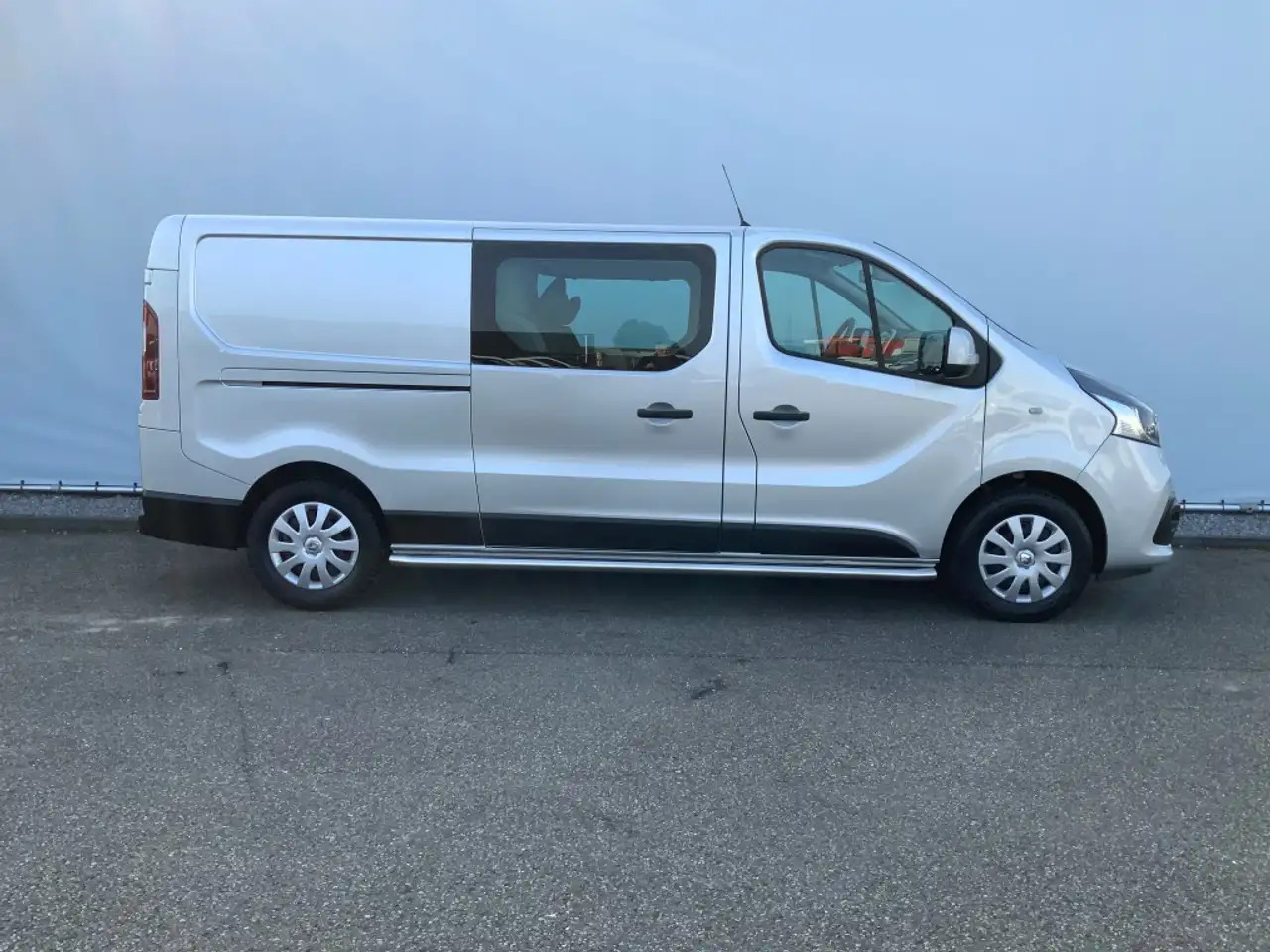 Renault Trafic 1.6 dCi T29 L2H1 Dub Cab Airco Camera Navi Trekhaa - Dodávka s dvojitou kabinou: obrázek 4 Renault Trafic 1.6 dCi T29 L2H1 Dub Cab Airco Camera Navi Trekhaa - Dodávka s dvojitou kabinou: obrázek 4