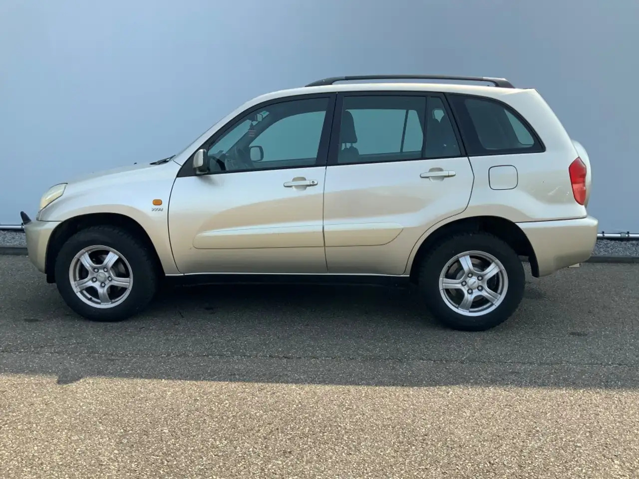 Toyota RAV 4 EXPORT FIXPRICE !!!! 4X4 Airco Cruise Automaat Alu - SUV: obrázek 3 Toyota RAV 4 EXPORT FIXPRICE !!!! 4X4 Airco Cruise Automaat Alu - SUV: obrázek 3