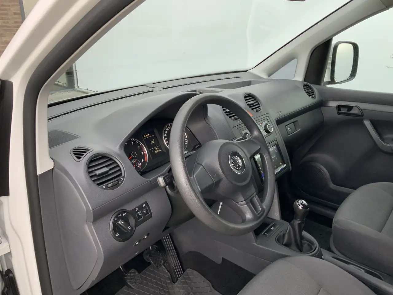 Volkswagen Caddy BENZINE !!! 1.2 TSI Airco Side Bar Alu Velg Trekha - Malá dodávka: obrázek 5 Volkswagen Caddy BENZINE !!! 1.2 TSI Airco Side Bar Alu Velg Trekha - Malá dodávka: obrázek 5