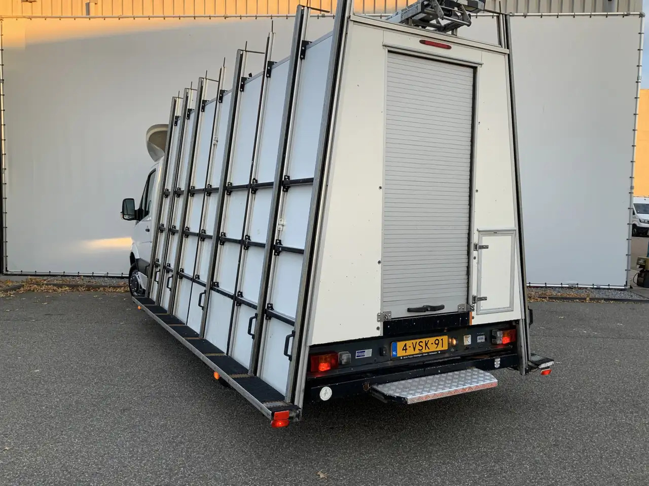 Volkswagen Crafter 35 2.0 TDI L3H1 Glasresteel Airco Cruise 3 Zits UI - Dodávka skřín, Komunální/ Speciální technika: obrázek 2 Volkswagen Crafter 35 2.0 TDI L3H1 Glasresteel Airco Cruise 3 Zits UI - Dodávka skřín, Komunální/ Speciální technika: obrázek 2