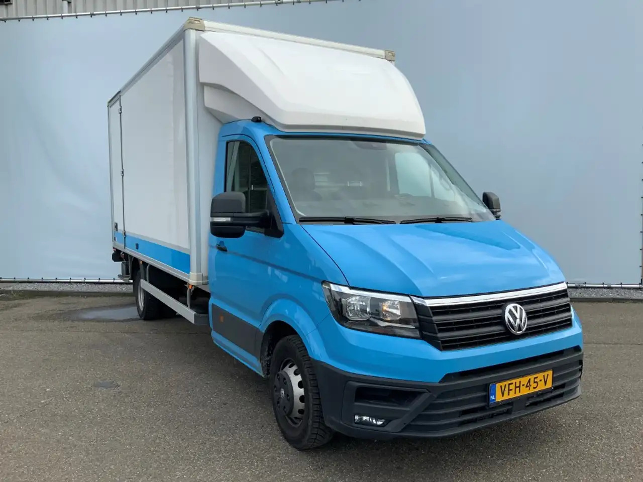 Volkswagen Crafter 35 2.0 TDI L4 Meubelbak & Lift Automaat Airco Crui - Dodávka skřín: obrázek 2 Volkswagen Crafter 35 2.0 TDI L4 Meubelbak & Lift Automaat Airco Crui - Dodávka skřín: obrázek 2