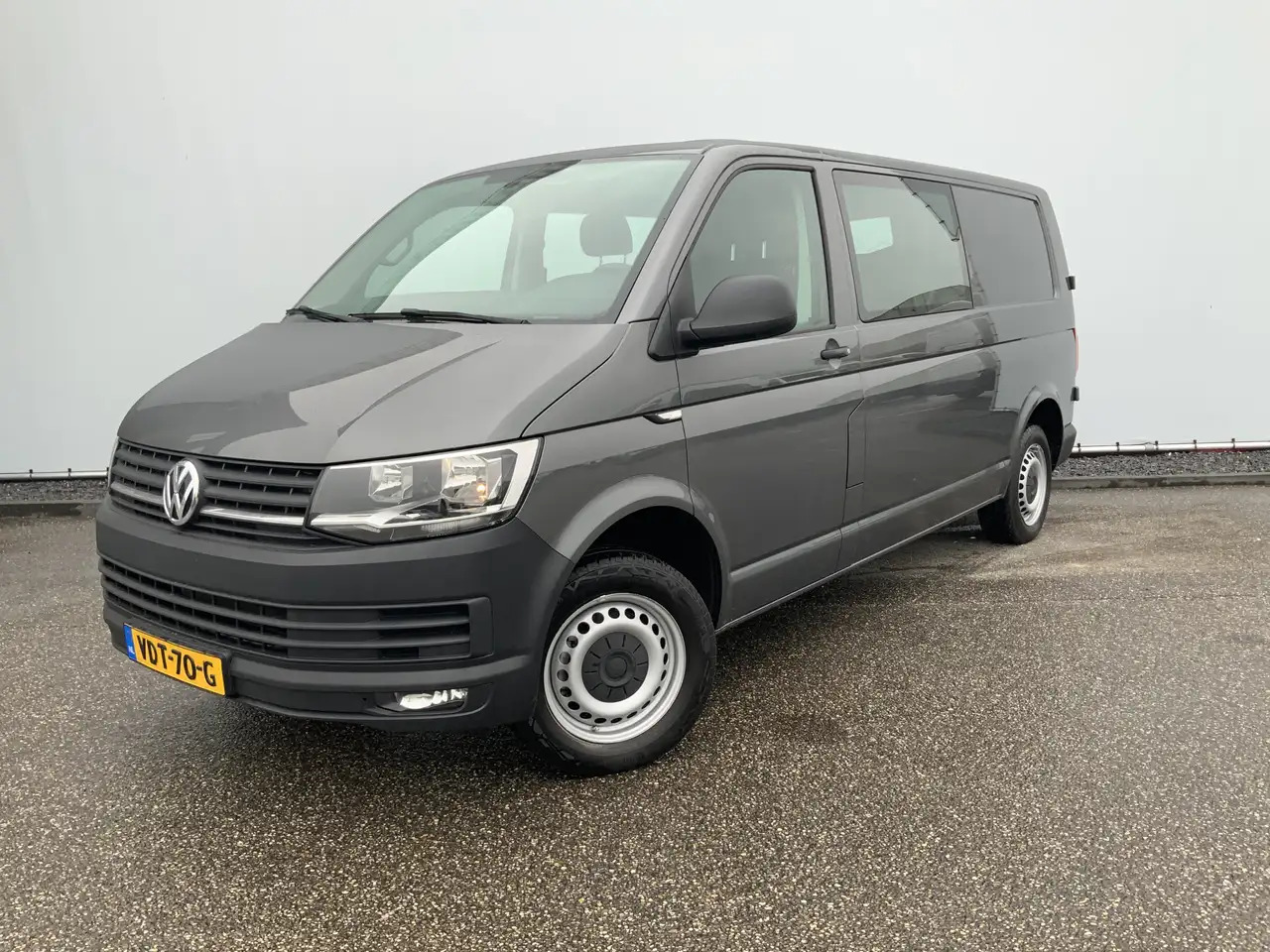 Volkswagen T6 Transporter 2.0 TDI L2H1 DC Comfortline Plus Dub Cab Cruise 5 - Malá dodávka, Dodávka s dvojitou kabinou: obrázek 1 Volkswagen T6 Transporter 2.0 TDI L2H1 DC Comfortline Plus Dub Cab Cruise 5 - Malá dodávka, Dodávka s dvojitou kabinou: obrázek 1