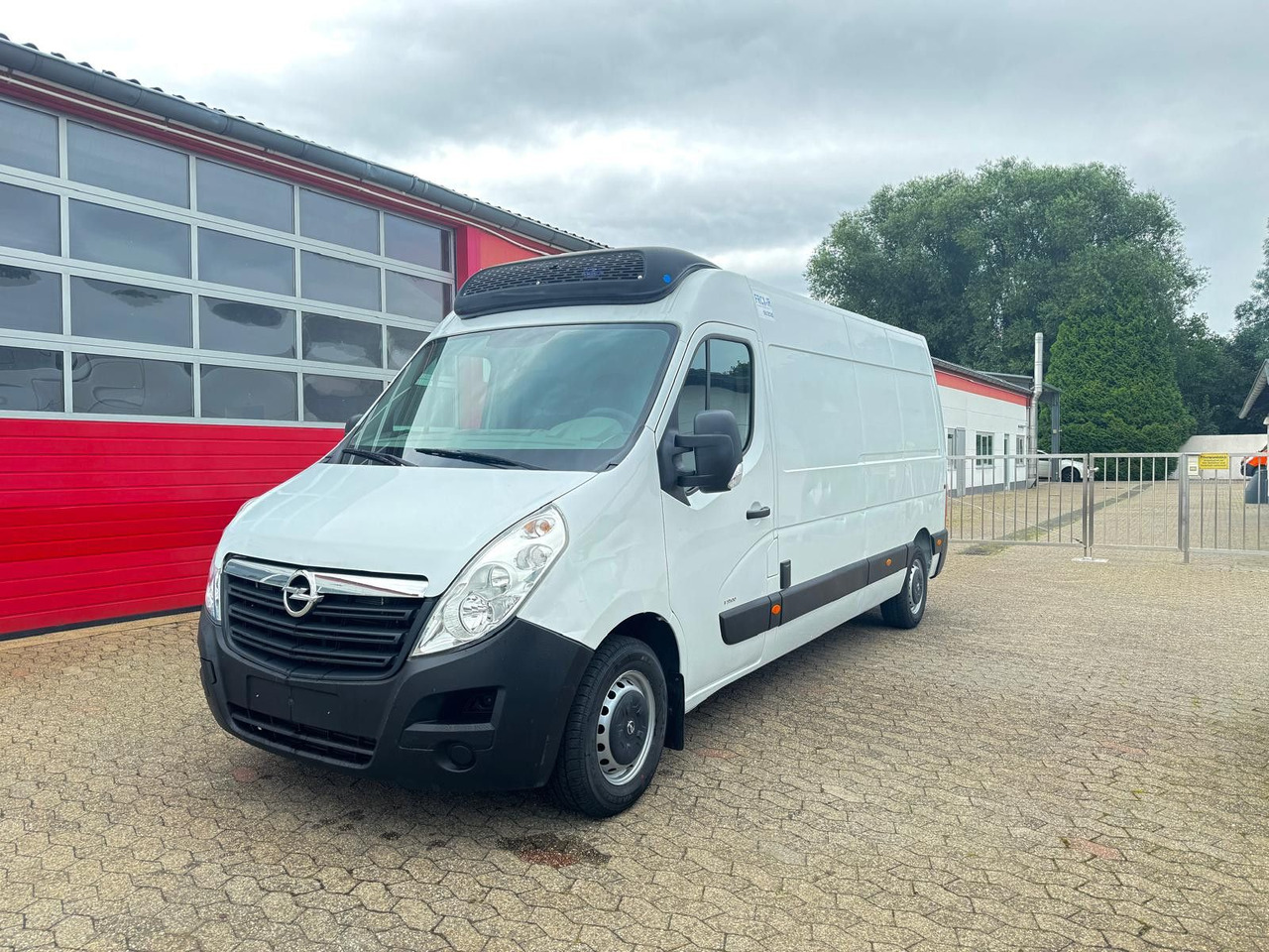 Opel Movano Kühlkastenwagen Carrier Xarios 200 L3H2 - Chladící dodávka: obrázek 1 Opel Movano Kühlkastenwagen Carrier Xarios 200 L3H2 - Chladící dodávka: obrázek 1