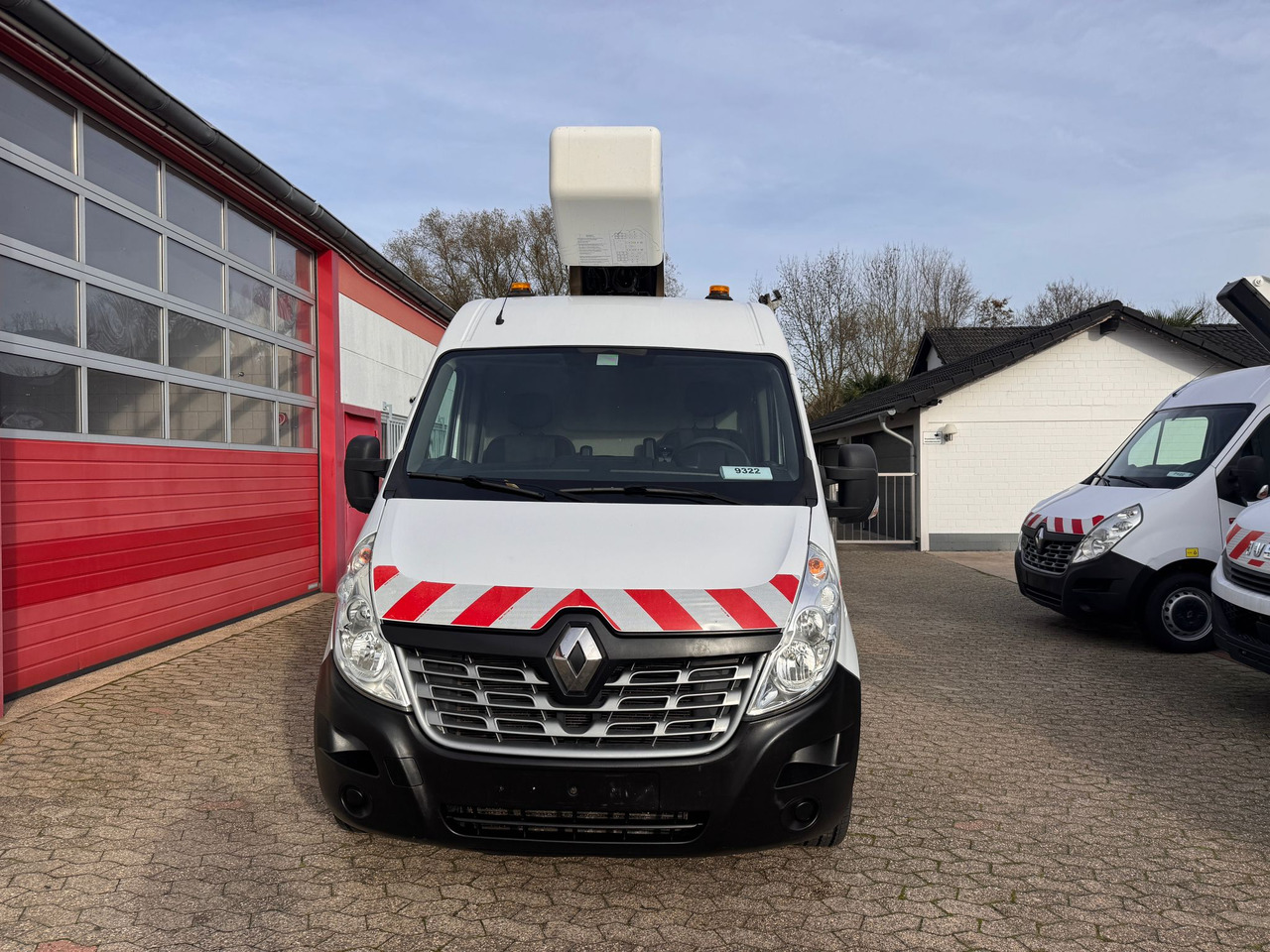 RENAULT Master Hubarbeitsbühne Steiger France Elevateur 142 TPFcc EURO 6Y - Autoplošina: obrázek 2 RENAULT Master Hubarbeitsbühne Steiger France Elevateur 142 TPFcc EURO 6Y - Autoplošina: obrázek 2