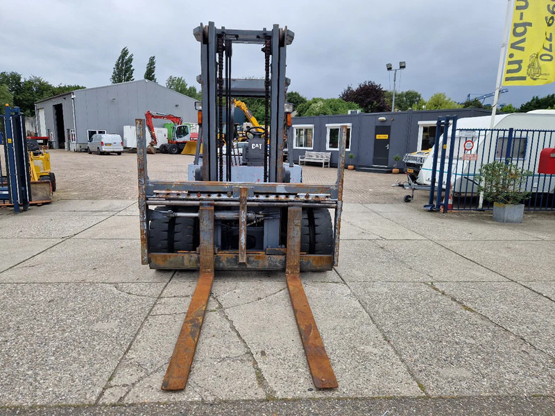 Caterpillar DP60 met geïntegreerde sideshift - Dieselový vysokozdvižný vozík: obrázek 4 Caterpillar DP60 met geïntegreerde sideshift - Dieselový vysokozdvižný vozík: obrázek 4