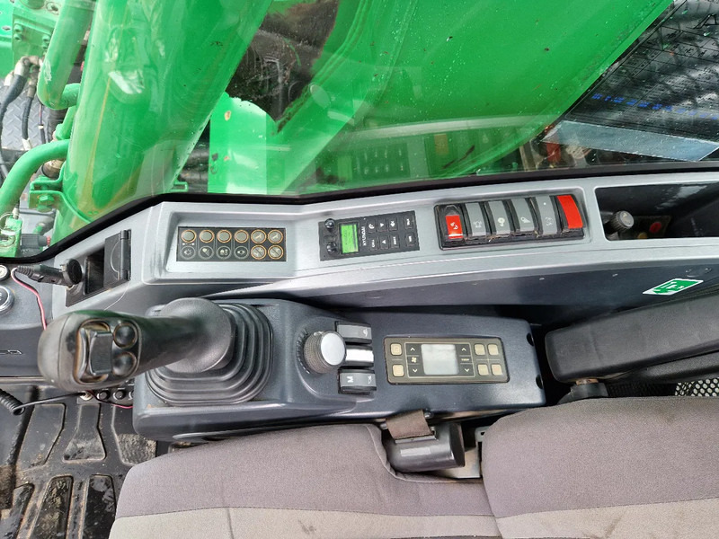 Kolesové rýpadlo Hyundai Robex 160W-9A met 6-cilinder Cummins motor: obrázek 11 Kolesové rýpadlo Hyundai Robex 160W-9A met 6-cilinder Cummins motor: obrázek 11