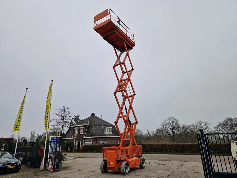 JLG 3369LE elektrisch werkhoogte 12.06m. - Nůžková plošina: obrázek 2 JLG 3369LE elektrisch werkhoogte 12.06m. - Nůžková plošina: obrázek 2