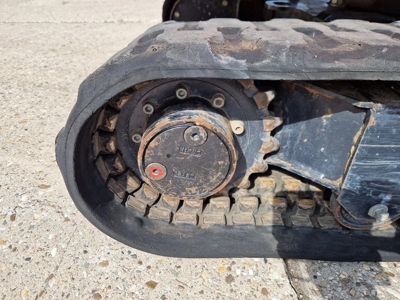 Kubota KX019-4 met 1990 uur - Mini rýpadlo: obrázek 5 Kubota KX019-4 met 1990 uur - Mini rýpadlo: obrázek 5