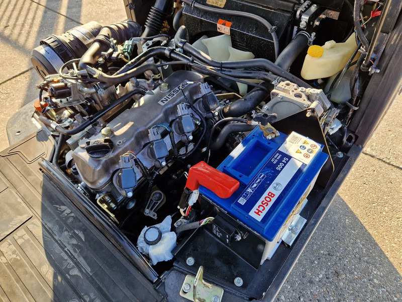 Nissan 1.8 ton LPG triplomast - Plynový vysokozdvižný vozík: obrázek 4 Nissan 1.8 ton LPG triplomast - Plynový vysokozdvižný vozík: obrázek 4