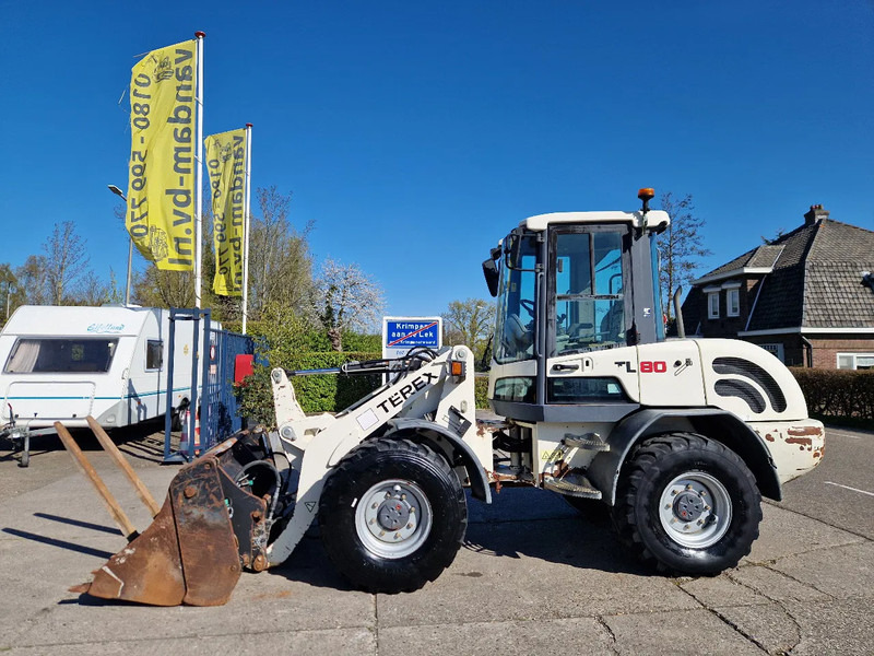 Terex TL80 palletvorken en 4in1-bak - Kolový nakladač: obrázek 1 Terex TL80 palletvorken en 4in1-bak - Kolový nakladač: obrázek 1