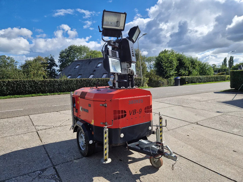 Tower Light VB9 mobiele lichtmast 9m. hoog - Osvětlovací stožár: obrázek 3 Tower Light VB9 mobiele lichtmast 9m. hoog - Osvětlovací stožár: obrázek 3