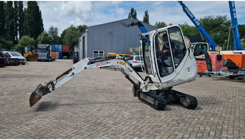 WACKER NEUSON 2003RD met nivelleersysteem - Mini rýpadlo: obrázek 1 WACKER NEUSON 2003RD met nivelleersysteem - Mini rýpadlo: obrázek 1