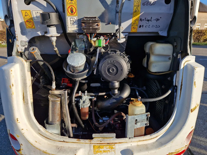 WACKER NEUSON 2404RD kan op een helling draaien - Mini rýpadlo: obrázek 5 WACKER NEUSON 2404RD kan op een helling draaien - Mini rýpadlo: obrázek 5