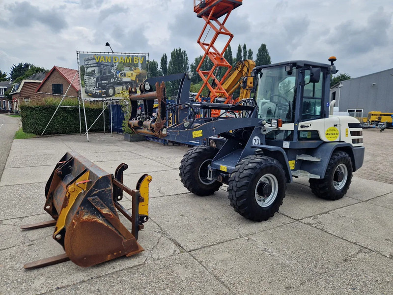 Yanmar TL80 / Terex TL80 / Schaeff TL80 very low hours! - Kolový nakladač: obrázek 1 Yanmar TL80 / Terex TL80 / Schaeff TL80 very low hours! - Kolový nakladač: obrázek 1