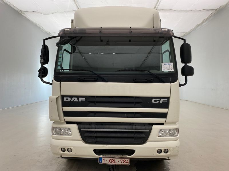 DAF CF65.250 - Skříňový nákladní auto: obrázek 2 DAF CF65.250 - Skříňový nákladní auto: obrázek 2