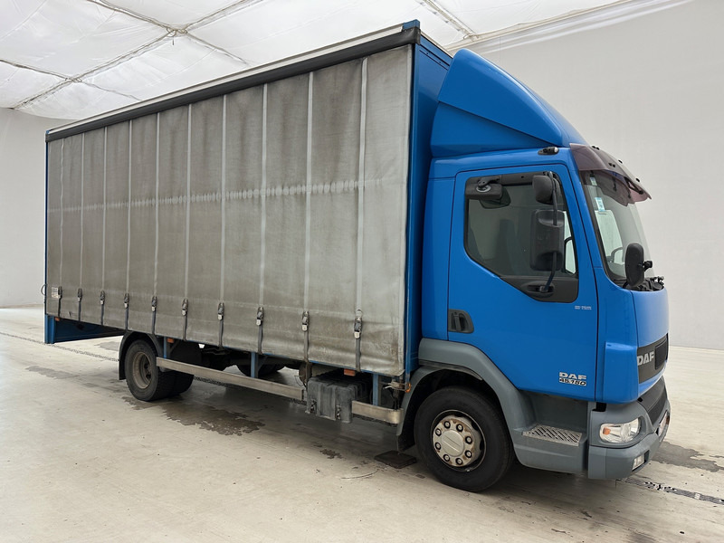 DAF LF45.150 - Plachtový nákladní auto: obrázek 3 DAF LF45.150 - Plachtový nákladní auto: obrázek 3