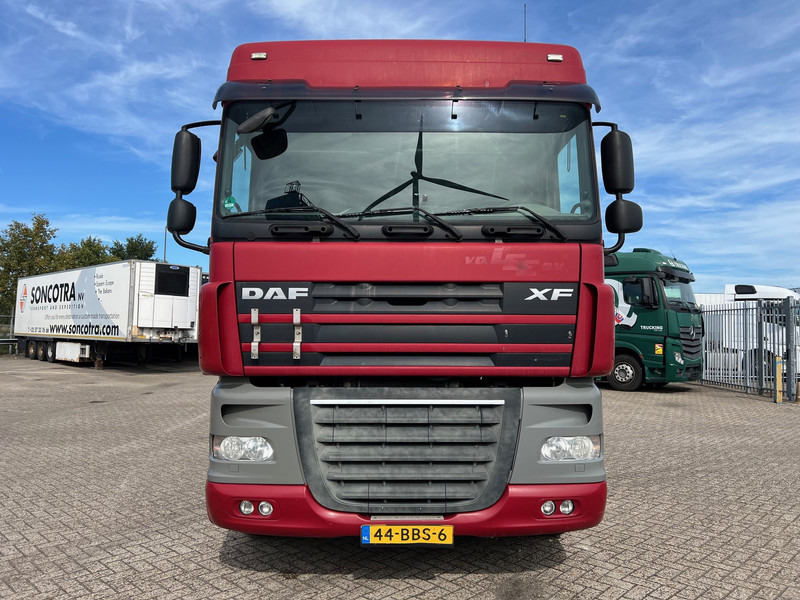 DAF XF105.460 Space Cab - Podvozek s kabinou: obrázek 2 DAF XF105.460 Space Cab - Podvozek s kabinou: obrázek 2