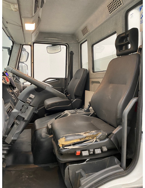 Nákladní automobil valníkový/ Plošinový, Auto s hydraulickou rukou Iveco 75E18: obrázek 11