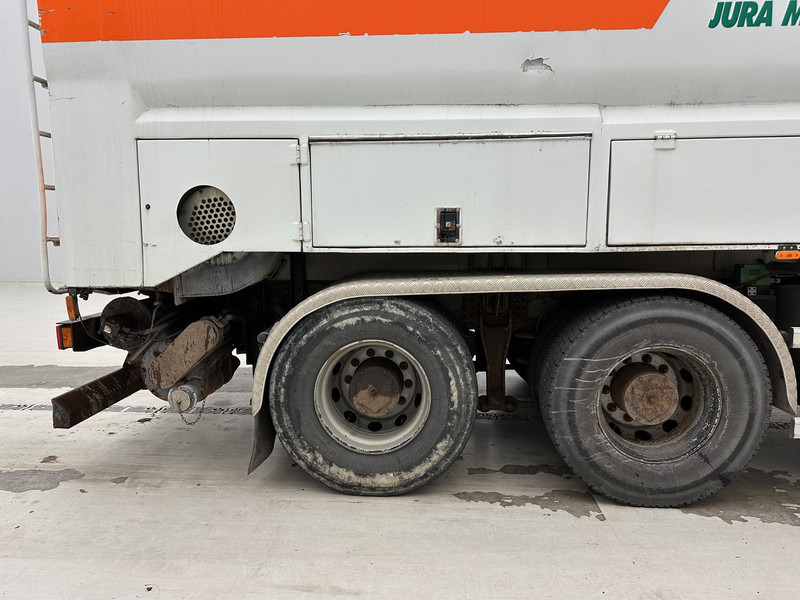 Cisternové vozidlo Iveco Eurotrakker 450*: obrázek 9