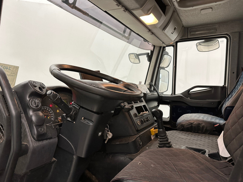 Cisternové vozidlo Iveco Eurotrakker 450*: obrázek 7