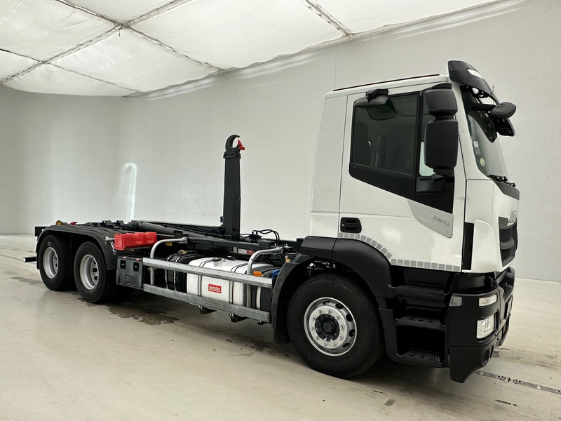 Iveco Stralis 460 - 6x2 - Hákový nosič kontejnerů: obrázek 3 Iveco Stralis 460 - 6x2 - Hákový nosič kontejnerů: obrázek 3