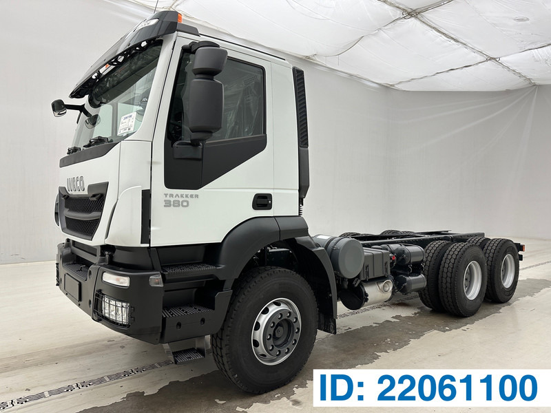 Iveco Trakker 380 - 6x4 - Podvozek s kabinou: obrázek 1 Iveco Trakker 380 - 6x4 - Podvozek s kabinou: obrázek 1