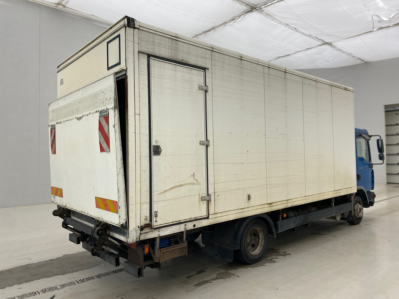 MAN TGL 8.180 - Skříňový nákladní auto: obrázek 4 MAN TGL 8.180 - Skříňový nákladní auto: obrázek 4