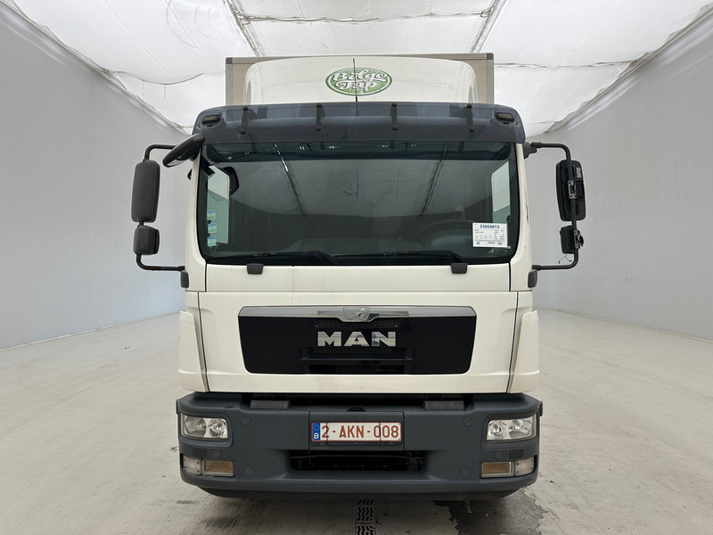 MAN TGM 12.250 - Skříňový nákladní auto: obrázek 2 MAN TGM 12.250 - Skříňový nákladní auto: obrázek 2
