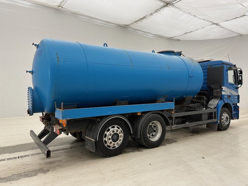 Mercedes-Benz Actros 2532 - 6x2 - Cisternové vozidlo: obrázek 4 Mercedes-Benz Actros 2532 - 6x2 - Cisternové vozidlo: obrázek 4