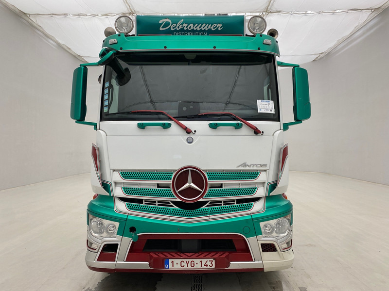 Mercedes-Benz Antos 1832 - Skříňový nákladní auto: obrázek 2 Mercedes-Benz Antos 1832 - Skříňový nákladní auto: obrázek 2