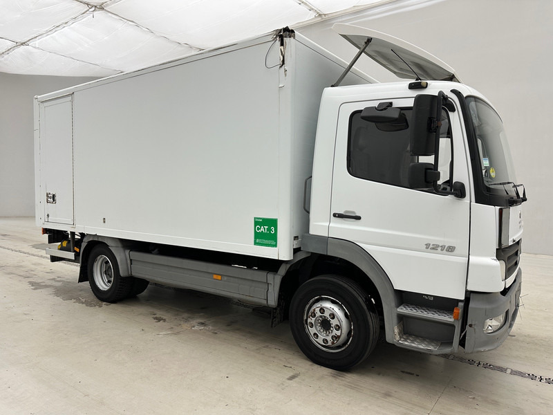 Mercedes-Benz Atego 1218 - Skříňový nákladní auto: obrázek 3 Mercedes-Benz Atego 1218 - Skříňový nákladní auto: obrázek 3