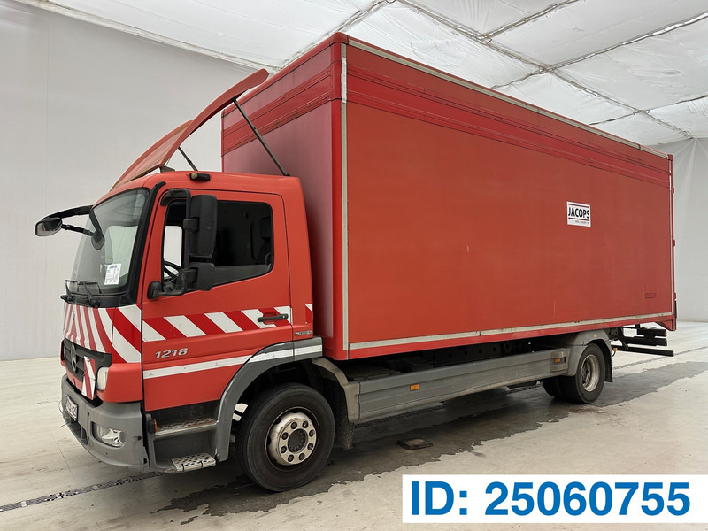 Mercedes-Benz Atego 1218 - Skříňový nákladní auto: obrázek 1 Mercedes-Benz Atego 1218 - Skříňový nákladní auto: obrázek 1