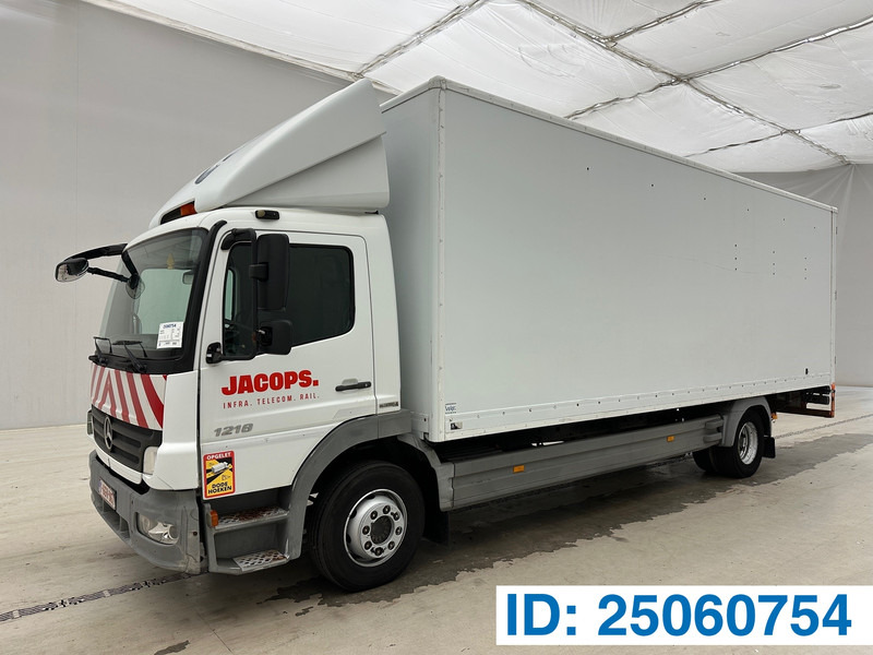 Mercedes-Benz Atego 1218 - Skříňový nákladní auto: obrázek 1 Mercedes-Benz Atego 1218 - Skříňový nákladní auto: obrázek 1