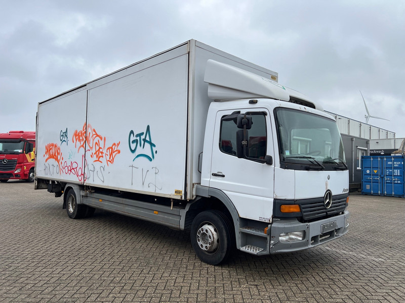 Mercedes-Benz Atego 1223 - Skříňový nákladní auto: obrázek 3 Mercedes-Benz Atego 1223 - Skříňový nákladní auto: obrázek 3