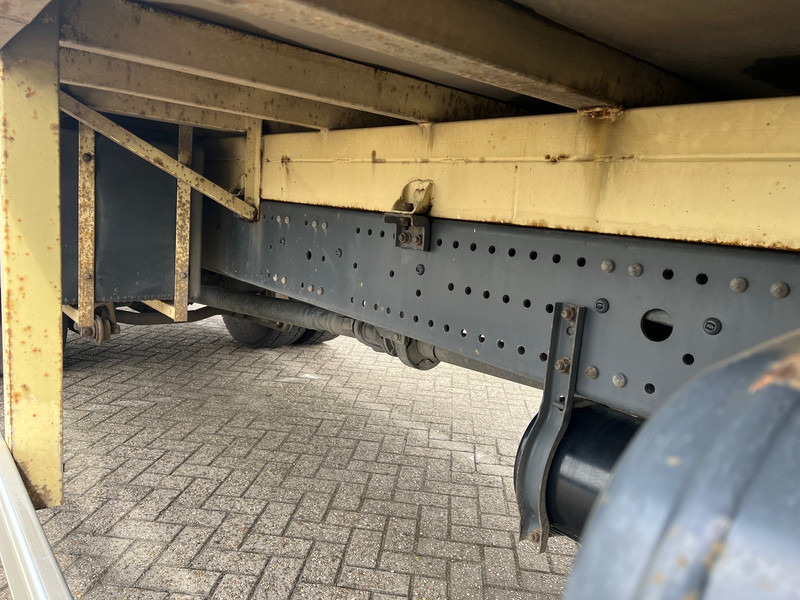 Plachtový nákladní auto Mercedes-Benz Atego 1828*: obrázek 13