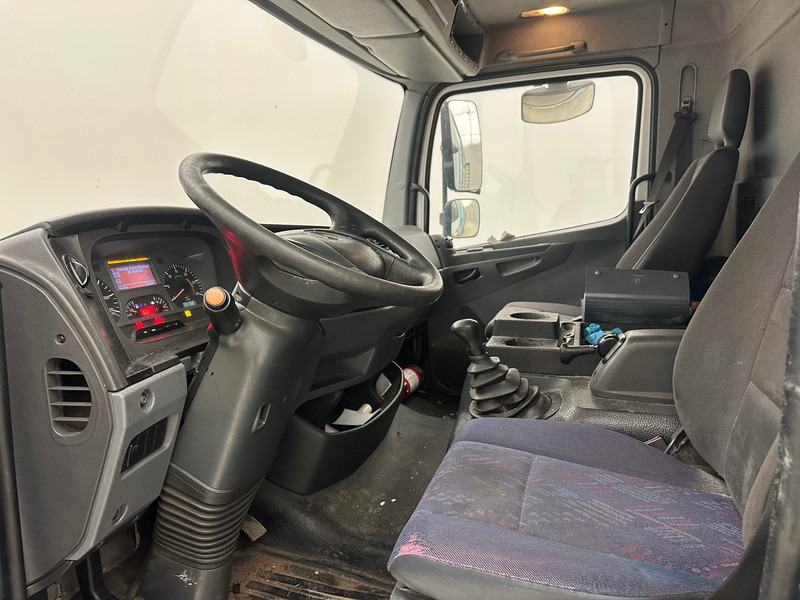 Skříňový nákladní auto Mercedes-Benz Atego 916: obrázek 8 Skříňový nákladní auto Mercedes-Benz Atego 916: obrázek 8
