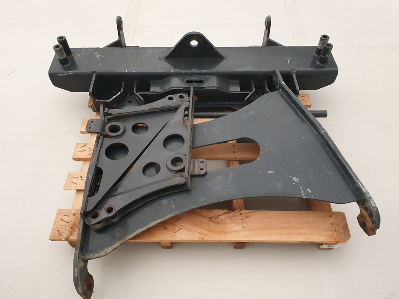 Scania G-Serie DIN-plaat DIN-plaat SCANIA G-Serie Bumper zout strooimachine - Náhradní díly: obrázek 1 Scania G-Serie DIN-plaat DIN-plaat SCANIA G-Serie Bumper zout strooimachine - Náhradní díly: obrázek 1