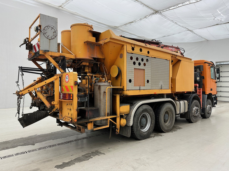 Mercedes-Benz Actros 3235 - 8x4 - Nákladní auto, Auto s hydraulickou rukou: obrázek 4 Mercedes-Benz Actros 3235 - 8x4 - Nákladní auto, Auto s hydraulickou rukou: obrázek 4