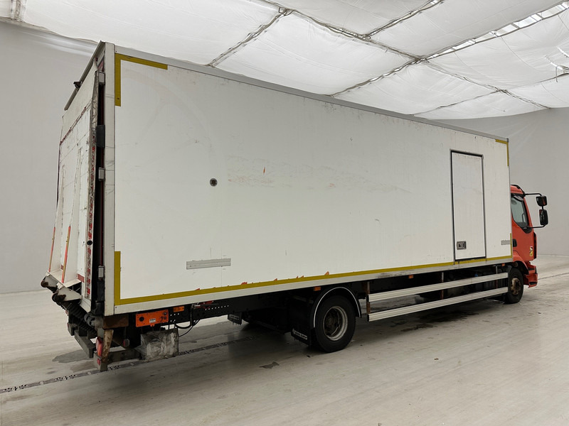 Renault D12.210 - Chladírenský nákladní automobil: obrázek 4 Renault D12.210 - Chladírenský nákladní automobil: obrázek 4