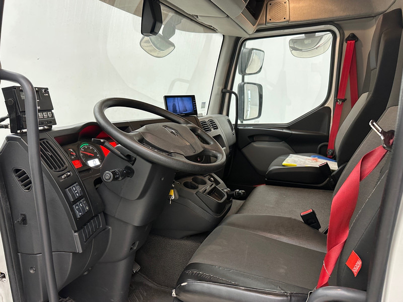 Chladírenský nákladní automobil Renault Midlum D12: obrázek 14