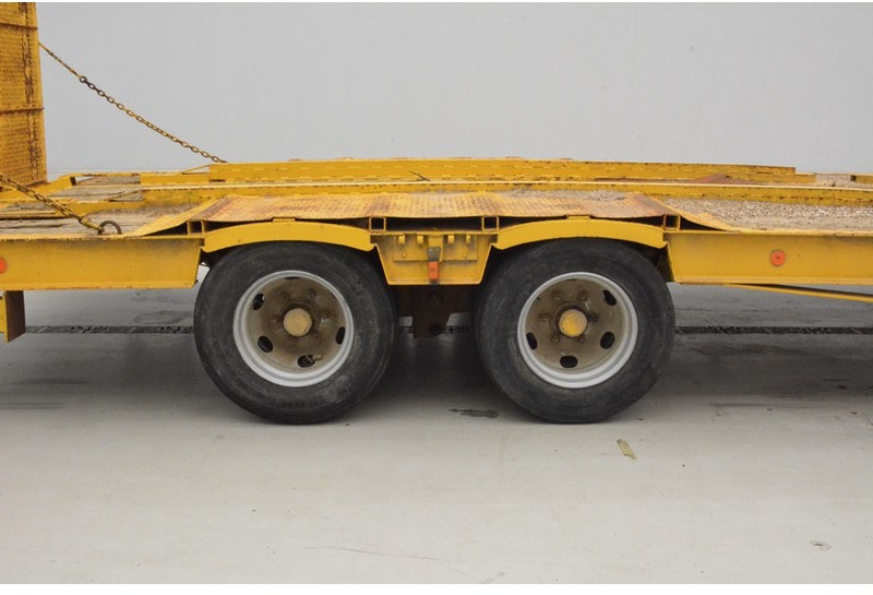 SERMA Low bed trailer - Podvalníkový návěs: obrázek 4 SERMA Low bed trailer - Podvalníkový návěs: obrázek 4