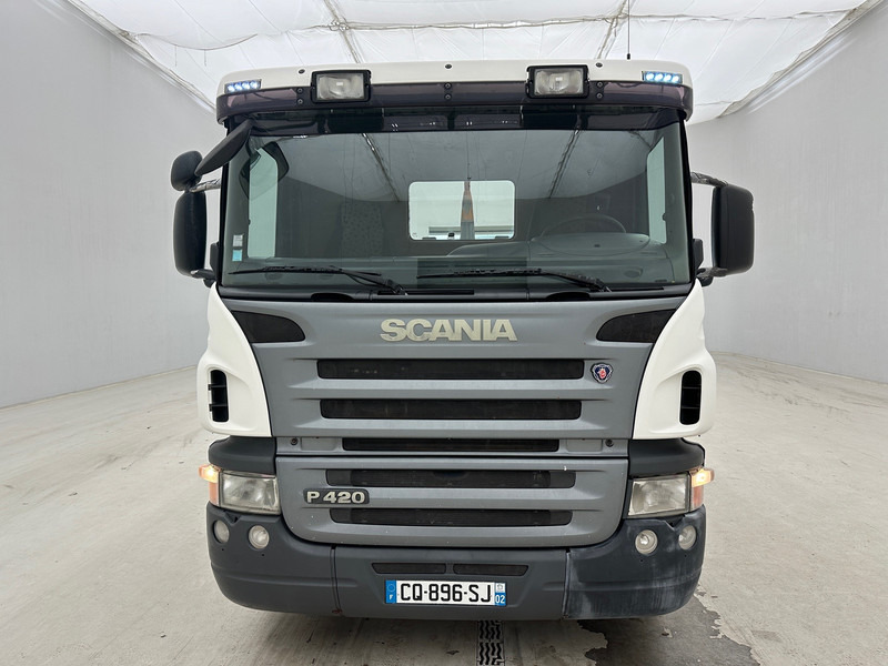 Scania P420 - 6x2 - Hákový nosič kontejnerů: obrázek 2 Scania P420 - 6x2 - Hákový nosič kontejnerů: obrázek 2
