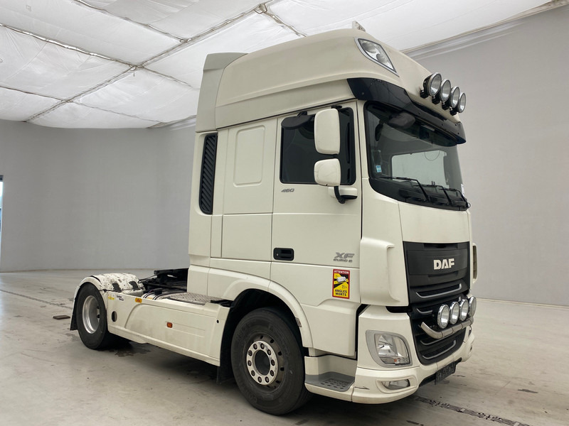 DAF XF 460 Super Space Cab* - Tahač: obrázek 3 DAF XF 460 Super Space Cab* - Tahač: obrázek 3