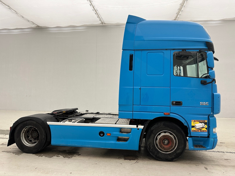 DAF XF105.460 Super Space Cab* - Tahač: obrázek 4 DAF XF105.460 Super Space Cab* - Tahač: obrázek 4