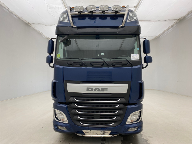 DAF XF106.460 Super Space Cab - Tahač: obrázek 2 DAF XF106.460 Super Space Cab - Tahač: obrázek 2