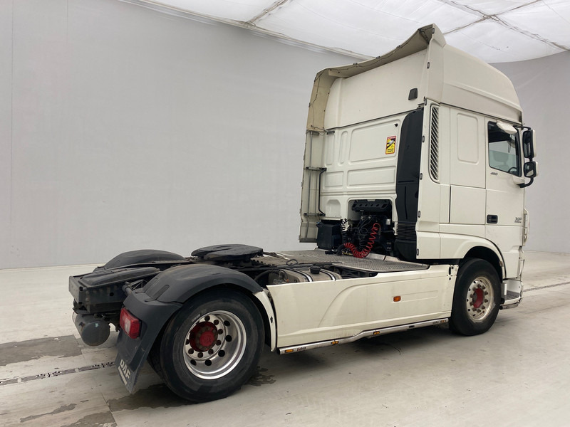DAF XF106.460 Super Space Cab* - Tahač: obrázek 4 DAF XF106.460 Super Space Cab* - Tahač: obrázek 4
