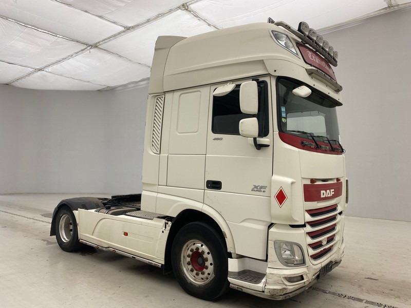 DAF XF106.460 Super Space Cab* - Tahač: obrázek 3 DAF XF106.460 Super Space Cab* - Tahač: obrázek 3