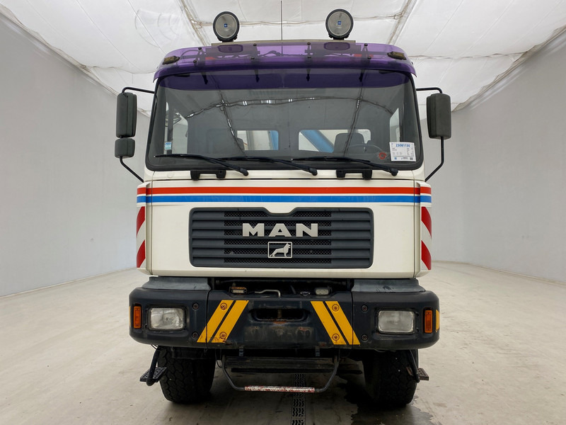 MAN FE 410 A - 6x6 - Tahač: obrázek 2 MAN FE 410 A - 6x6 - Tahač: obrázek 2